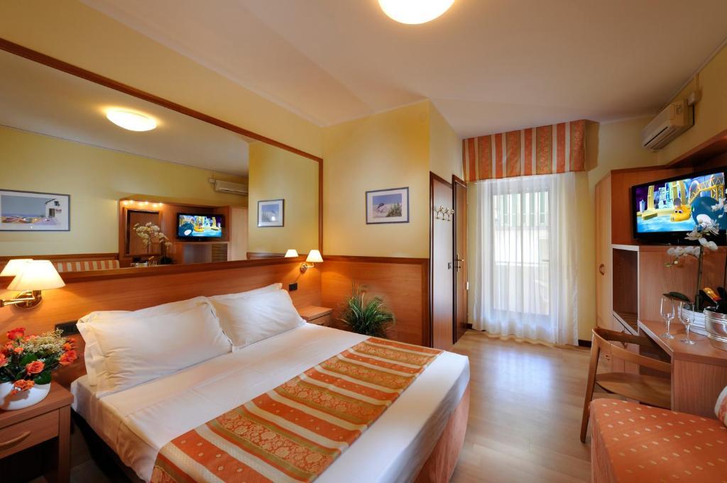 Hotel Al Prater Λινιάνο Σαμπιαντόρο Δωμάτιο φωτογραφία