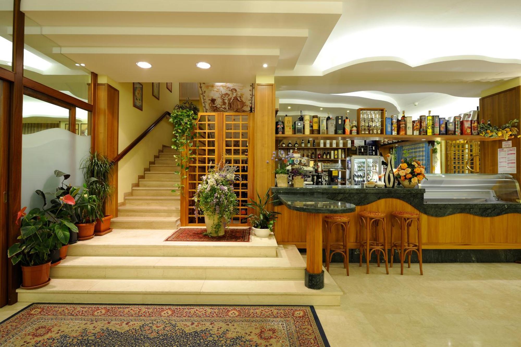 Hotel Al Prater Λινιάνο Σαμπιαντόρο Εξωτερικό φωτογραφία