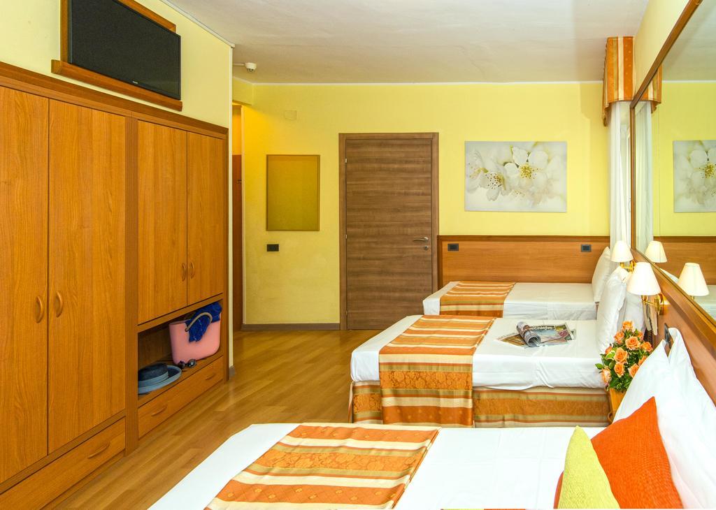 Hotel Al Prater Λινιάνο Σαμπιαντόρο Εξωτερικό φωτογραφία