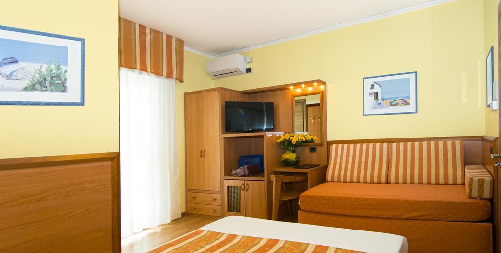 Hotel Al Prater Λινιάνο Σαμπιαντόρο Εξωτερικό φωτογραφία