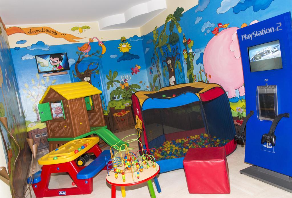 Hotel Al Prater Λινιάνο Σαμπιαντόρο Εξωτερικό φωτογραφία