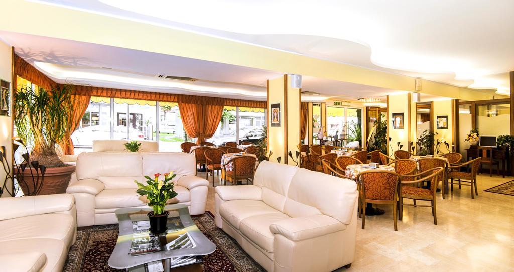 Hotel Al Prater Λινιάνο Σαμπιαντόρο Εξωτερικό φωτογραφία
