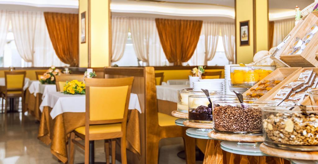 Hotel Al Prater Λινιάνο Σαμπιαντόρο Εξωτερικό φωτογραφία